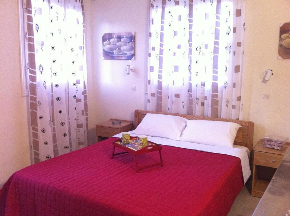Maravelia'S Rooms Σύμη Εξωτερικό φωτογραφία